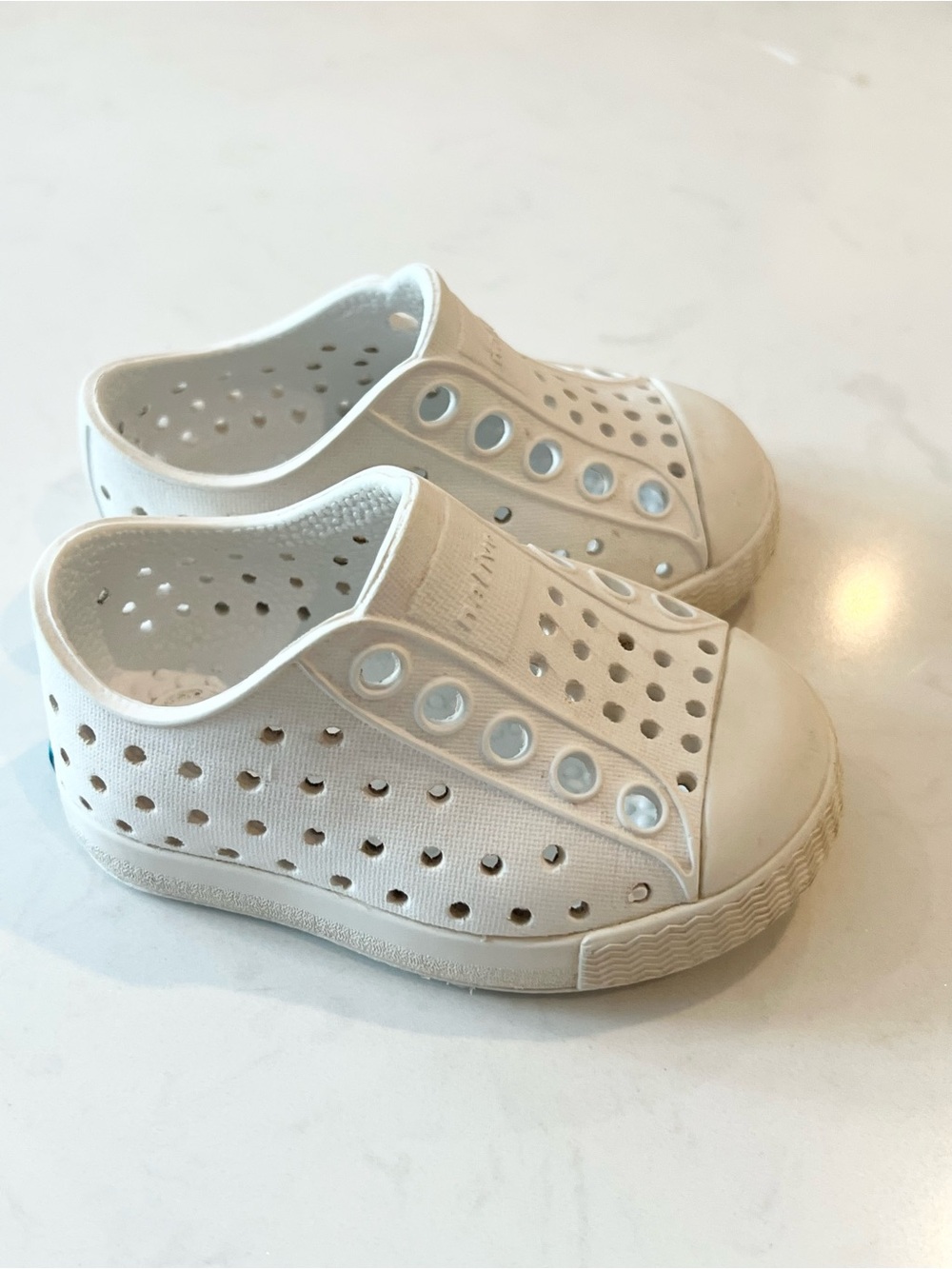 Native Jefferson Shell White Baby Shoes C2 Lightweight Slip On